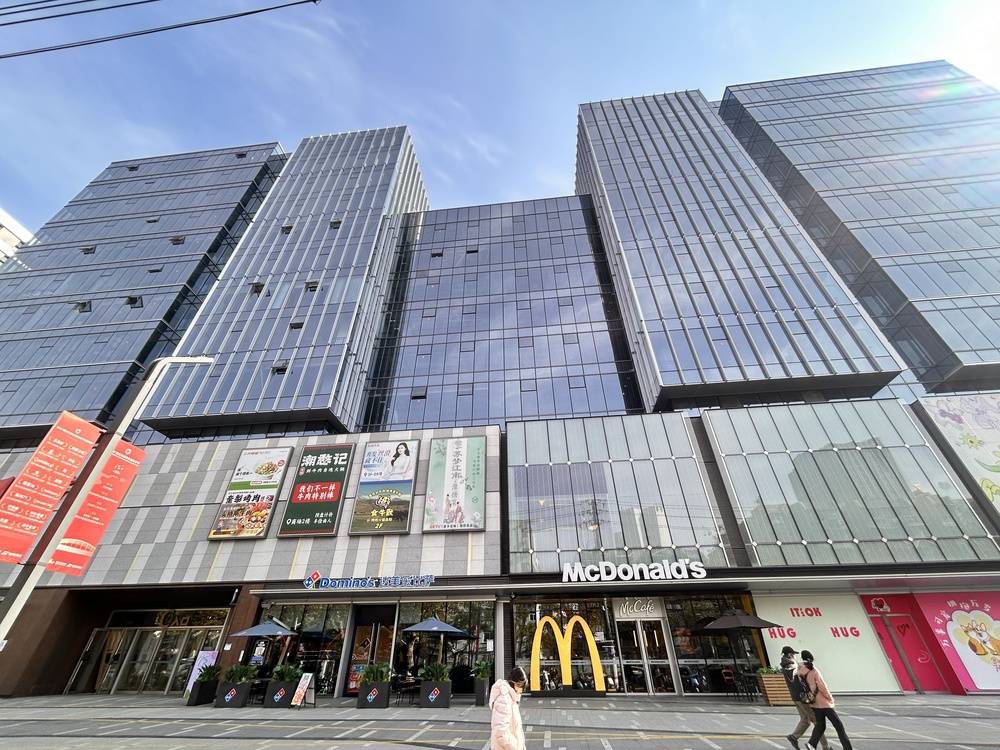 保利南自智汇中心外观图